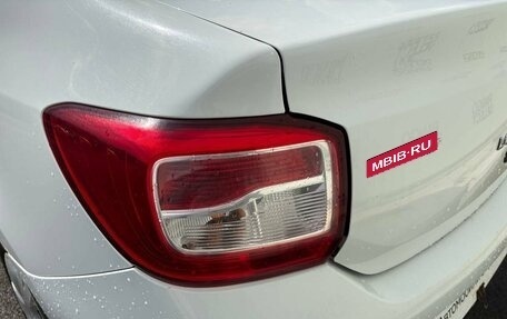 Renault Logan II, 2015 год, 575 000 рублей, 6 фотография