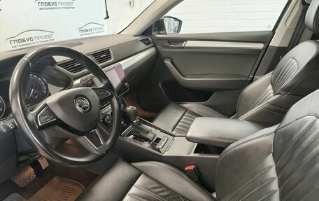 Skoda Superb III рестайлинг, 2018 год, 2 450 000 рублей, 6 фотография