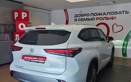 Toyota Highlander, 2025 год, 5 310 000 рублей, 6 фотография