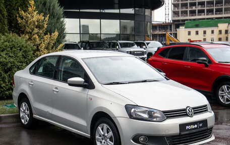 Volkswagen Polo VI (EU Market), 2010 год, 568 000 рублей, 2 фотография