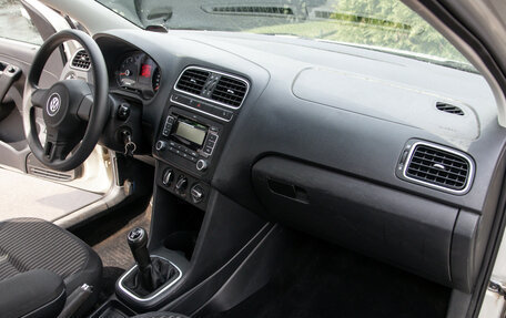 Volkswagen Polo VI (EU Market), 2010 год, 568 000 рублей, 8 фотография
