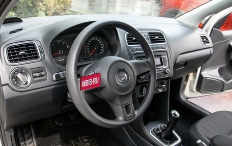 Volkswagen Polo VI (EU Market), 2010 год, 568 000 рублей, 14 фотография
