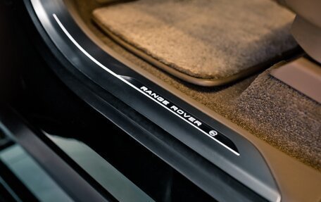 Land Rover Range Rover IV рестайлинг, 2022 год, 20 000 000 рублей, 11 фотография