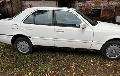 Mercedes-Benz C-Класс, 1997 год, 30 000 рублей, 4 фотография