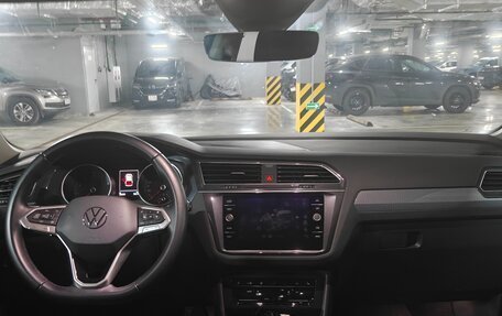 Volkswagen Tiguan II, 2021 год, 2 900 000 рублей, 4 фотография