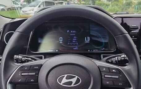 Hyundai Elantra, 2023 год, 2 400 000 рублей, 2 фотография