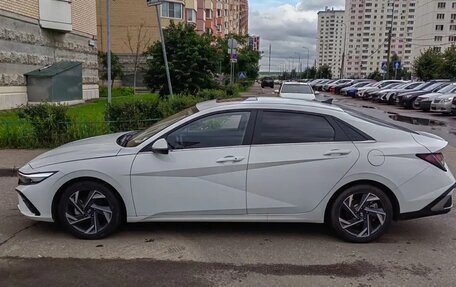 Hyundai Elantra, 2023 год, 2 400 000 рублей, 7 фотография