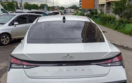 Hyundai Elantra, 2023 год, 2 400 000 рублей, 8 фотография