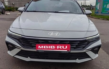 Hyundai Elantra, 2023 год, 2 400 000 рублей, 9 фотография