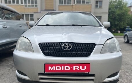 Toyota Corolla, 2004 год, 450 000 рублей, 3 фотография