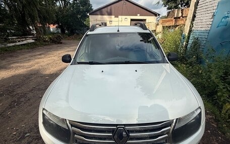 Renault Duster I рестайлинг, 2014 год, 1 050 000 рублей, 2 фотография