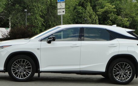 Lexus RX IV рестайлинг, 2016 год, 3 550 000 рублей, 8 фотография