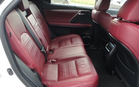 Lexus RX IV рестайлинг, 2016 год, 3 550 000 рублей, 13 фотография