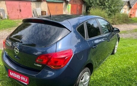 Opel Astra J, 2010 год, 720 000 рублей, 4 фотография