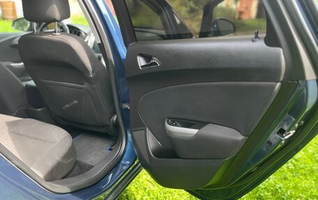 Opel Astra J, 2010 год, 720 000 рублей, 19 фотография