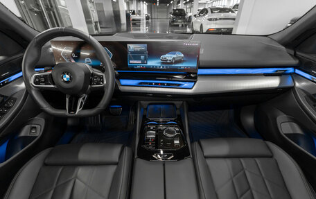 BMW 5 серия, 2025 год, 6 800 000 рублей, 8 фотография