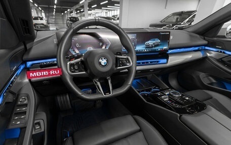 BMW 5 серия, 2025 год, 6 800 000 рублей, 7 фотография