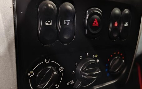 Nissan Almera, 2016 год, 720 000 рублей, 14 фотография