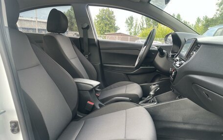 Hyundai Solaris II рестайлинг, 2021 год, 1 680 000 рублей, 10 фотография