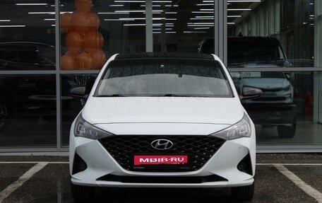 Hyundai Solaris II рестайлинг, 2021 год, 1 680 000 рублей, 3 фотография