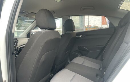 Hyundai Solaris II рестайлинг, 2021 год, 1 680 000 рублей, 8 фотография