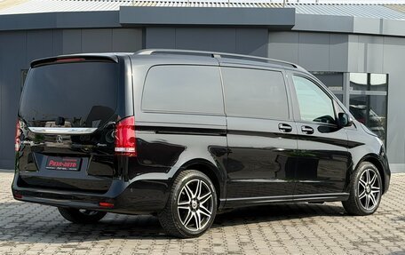 Mercedes-Benz V-Класс, 2022 год, 8 295 000 рублей, 4 фотография