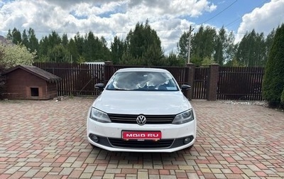 Volkswagen Jetta VI, 2013 год, 850 000 рублей, 1 фотография