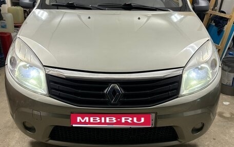 Renault Sandero I, 2013 год, 520 000 рублей, 1 фотография