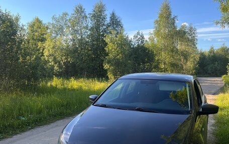 Volkswagen Polo VI (EU Market), 2011 год, 700 000 рублей, 1 фотография