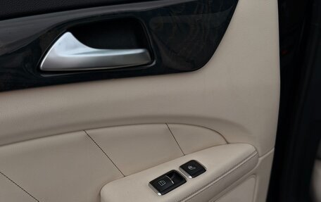 Mercedes-Benz CLS, 2013 год, 2 095 000 рублей, 32 фотография