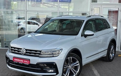 Volkswagen Tiguan II, 2019 год, 2 699 000 рублей, 1 фотография
