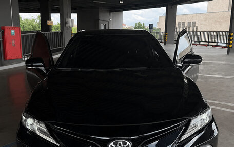 Toyota Camry, 2023 год, 2 540 000 рублей, 1 фотография