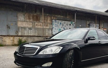 Mercedes-Benz S-Класс, 2006 год, 1 250 000 рублей, 2 фотография