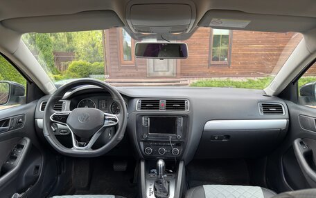 Volkswagen Jetta VI, 2013 год, 850 000 рублей, 11 фотография