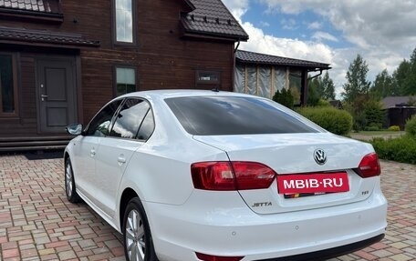 Volkswagen Jetta VI, 2013 год, 850 000 рублей, 6 фотография
