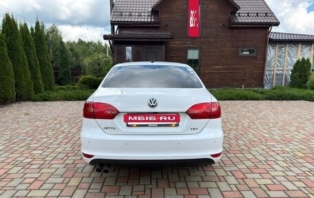 Volkswagen Jetta VI, 2013 год, 850 000 рублей, 5 фотография