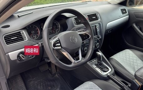 Volkswagen Jetta VI, 2013 год, 850 000 рублей, 10 фотография