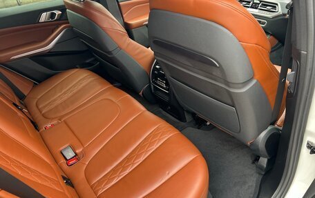BMW X5, 2019 год, 5 500 000 рублей, 14 фотография