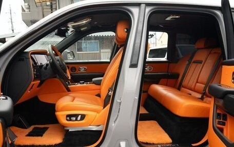 Rolls-Royce Cullinan, 2025 год, 45 500 000 рублей, 12 фотография