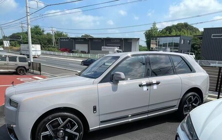 Rolls-Royce Cullinan, 2025 год, 45 500 000 рублей, 3 фотография