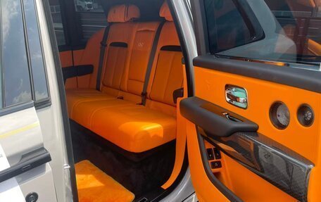 Rolls-Royce Cullinan, 2025 год, 45 500 000 рублей, 33 фотография