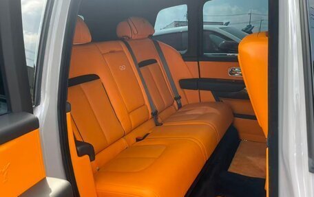 Rolls-Royce Cullinan, 2025 год, 45 500 000 рублей, 31 фотография