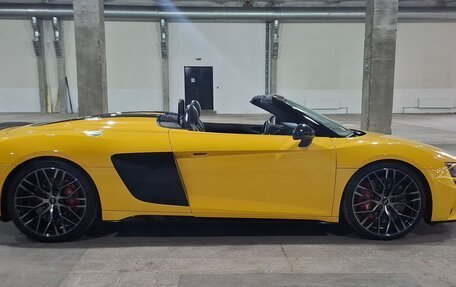 Audi R8, 2019 год, 16 990 000 рублей, 4 фотография