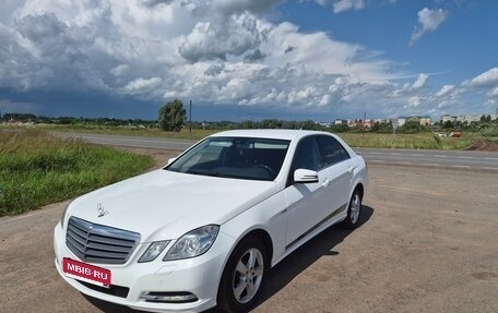 Mercedes-Benz E-Класс, 2012 год, 1 589 000 рублей, 8 фотография