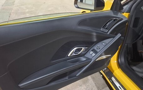 Audi R8, 2019 год, 16 990 000 рублей, 22 фотография