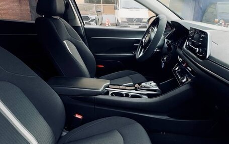 Hyundai Sonata VIII, 2021 год, 1 350 000 рублей, 3 фотография