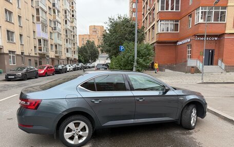 Skoda Superb III рестайлинг, 2016 год, 1 990 000 рублей, 4 фотография