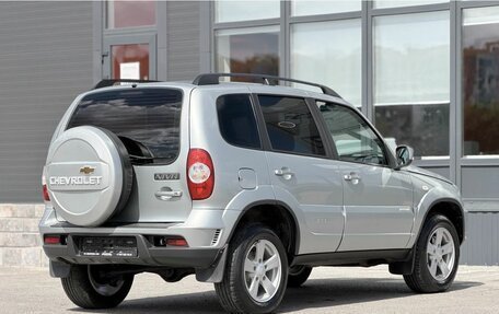 Chevrolet Niva I рестайлинг, 2013 год, 765 000 рублей, 11 фотография