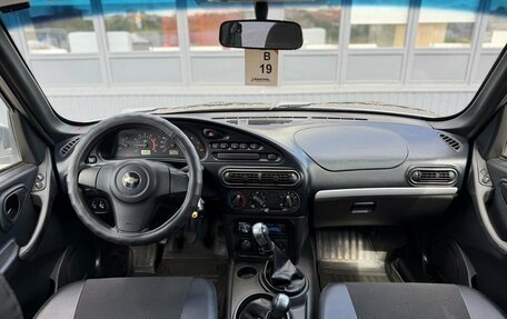 Chevrolet Niva I рестайлинг, 2013 год, 765 000 рублей, 23 фотография