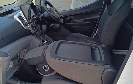 Nissan NV200, 2016 год, 1 700 000 рублей, 4 фотография